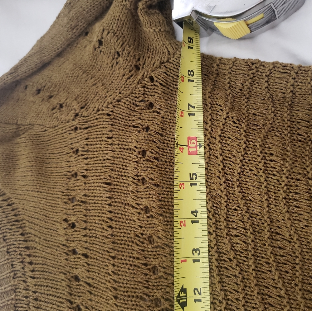 Premise Olive Green crochet sweater - Picture 6 of 7